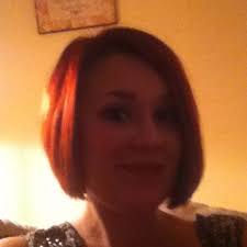 Danielle Hilton (@littleacorncomm)