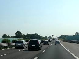Check spelling or type a new query. Esodo Nel Weekend Di Ferragosto I Giorni Piu Caldi Sulle Autostrade