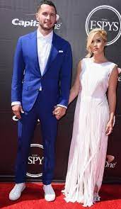 Redick's wife's bio, wiki, salary, and net worth including married, dating, family, current job, twin, age, height, ethnicity, & facts. J J Redick S Wife Chelsea Kilgore Bio Wiki Net Worth Family Job