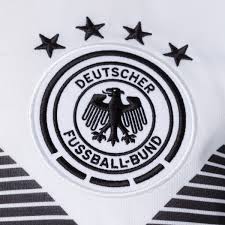 Das em 2021 logo ist ein symbol für solidarität und einheit in europa. Deutschland Trikot 2021 Shop Dfb Trikot 2021 Kaufen