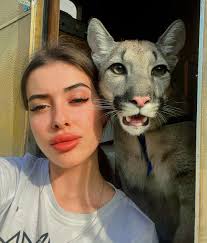 My little mother, Nevada. My mamitis🙏🏽🌹✌🏼😎🐈‍⬛🐈🐈‍⬛🐈🐈‍⬛😻