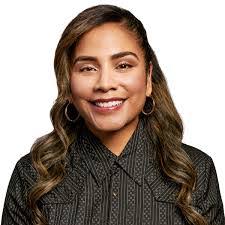 Esmeralda Herrera's Instagram, Twitter & Facebook