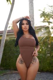 Nadia Goher - Free nude pics, galleries & more at Babepedia