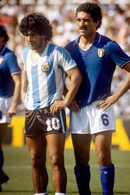 Descubrí la mejor forma de comprar online. Claudio Gentile Severisimo Marcaje A Maradona En El Mundial Espana 82 Mundial De Futbol Copa Mundial De Futbol Leyendas De Futbol