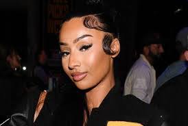 Rose Kendrick's Instagram, Twitter & Facebook