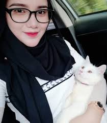 Rumah atau kandang yang kotor bisa menjadi sarang parasit kucing memiliki mekanisme sendiri untuk menjaga panas tubuh dan terletak di bulu. Cara Atasi Bulu Kucing Gugur Ibu Rafa