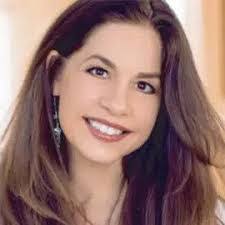 Stephanie Maier's Instagram, Twitter & Facebook