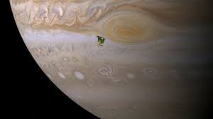 Jupiter will get so close to earth this month that the pla and its largest moons be visible with binoculars abc news. This Is What North America Would Look Like On Jupiter Vox