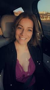 Kimberly Haller's Instagram, Twitter & Facebook