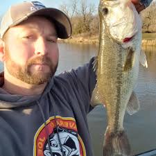 Van life fishing and gaming activities