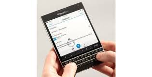 Behind the gorilla glass 3 enforced 4.5, 1440x1440 lcd display is a the blackberry passport doesn't come up short on any of the expected features, they're all there. Umfrage Der Woche Blackberry Passport Top Oder Flop Mobilegeeks De