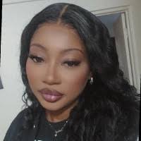 800+ "Shaniel" profiles