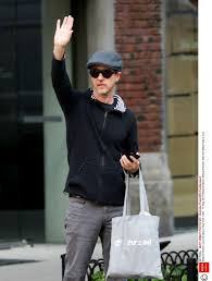 Maybe you would like to learn more about one of these? Timberland On Twitter Edward Norton Stepping Out With His Timberland X Threadintl Tote Bag Check Out Timberlandxthread Here Https T Co Aclkw5kgm5 Https T Co 4kmglhdplc