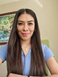 Adriana Samano's Instagram, Twitter & Facebook