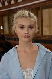 Nina Wiik Cecilia Steiner redaktionelt stock-foto