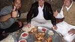 أشهرها "المندي والمنسف".. أكلات بدوية