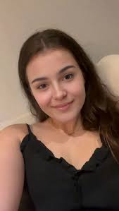 Babe, I do not understand, you changed your profile pic and am now seeing a  new face. Which is the real face.