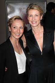 Née le 14 octobre 1971 à villecresnes, alexandra lamy est une actrice française. Alexandra Lamy Raconte Sa Vie Actuelle Avec Audrey Audrey Lamy Shotoe