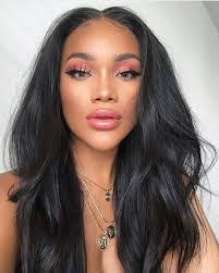 Deborah Boucher's Instagram, Twitter & Facebook