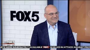 Джастин тимберлейк, джуно темпл, джун скуиб и др. The Streaming Wars Begin Shelly Palmer