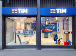 TIM, Kinder Ferrero and Selex celebrate the 90th anniversary of Mickey  Mouse