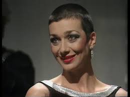 We don't want to mess with that lot...let's get out of here Sarah