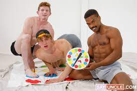 Twister with the Boys Say Uncle Gay Porn Network | GayMobile.fr