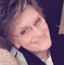 Ellen Halpern's Instagram, Twitter & Facebook