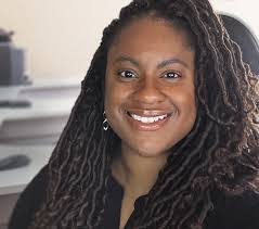 Robin Betts's Instagram, Twitter & Facebook