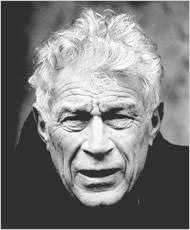 His way with language — I say this with deep regard — is too utilitarian to warrant that designation. Skip to next paragraph. Jean Mohr. John Berger - cohen-190