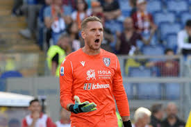 1 roma goalkeeper robin olsen was born on 8 january 1990 in malmo, sweden. Who Is Everton Goalkeeper Target Robin Olsen Royal Blue Mersey