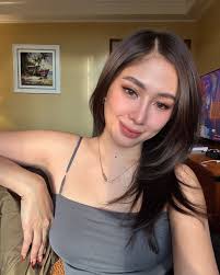 Zandra Gonzalez's Instagram, Twitter & Facebook