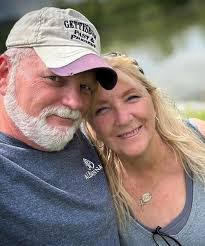 Roxanne Keefer's Instagram, Twitter & Facebook