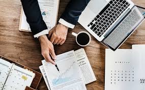 Investment banking is the division of a bank or financial institution that serves governments, corporations, and institutions by providing underwriting ( capital raising. Investment Banker Resume Sample 8 Handpicked Examples