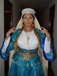 Context sentences for azerbaijan in german. Azerbaijan Traditional Outfits Fashion Azerbaijan Clothing