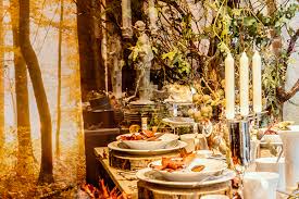 Consulta aquí los precios para decoraciones, arreglos, globos, velas, letras gigantes, luces, cartelería, seating plan, meseros y ambientación de diferentes estilos para bodas y celebraciones. Bodas De Otono Descubre Las Opciones Mas Bonitas La Bastilla