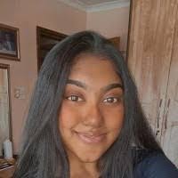 Anne Casis's Instagram, Twitter & Facebook