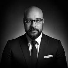 Daniel Tressler's Instagram, Twitter & Facebook