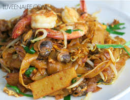The best char kway teow combines big flavours, contrasting textures and. Char Kway Teow Stir Fried Rice Noodles ç‚'ç²¿æ¢ Luveena Lee