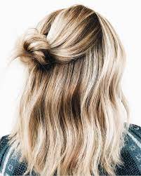 Then check out these 50 enviable short hairstyles for thick hair! Pinterest Viviimoreira Hair Styles Hair Knot Short Hair Styles