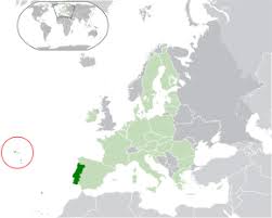 De negen bewoonde en acht onbewoonde eilanden die samen de azoren vormen zijn uitgedoofde. Azores Wikipedia