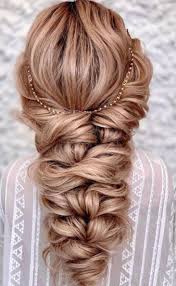 The look is perfect for anyone getting married in the fall. 35 Stunning Bridal Hairstyles For Long Hair Blush Pearls