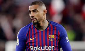 A midfielder who can also play as a forward. Kevin Prince Boateng Makes Besiktas His Twelfth Professional Club After Sealing Loan From Fiorentina Daily Mail Online