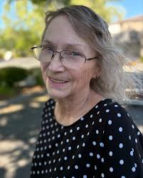 Transform Your Hair with a Smooth, Frizz-Free Treatment