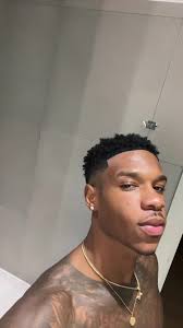 I use hair fibers, not black spray.