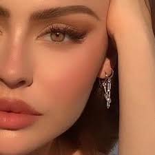 Isa Cordero (@isacordero_)