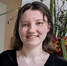 Hello, I am trying to track down an old school friend of mine by the name  of Julie Coolie. We last met over 20 years ago at a school reunion at  Stratford