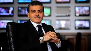 Daha sonra hidayet karaca, eşi şule karaca, oğlu sıtkı ve avukatı ile vatan caddesi'ndeki i̇stanbul emniyet müdürlüğü'ne hareket etti. Cezaevinde Bulunan Hidayet Karaca Nin Emekli Maasina El Konuldu Kronos News Bagimsiz Haber Sitesi