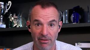 'Pull your finger out': Martin Lewis' message to government ahead of  soaring energy bills