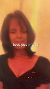 Amber Edmiston's Instagram, Twitter & Facebook